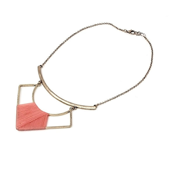 Geometric pendant w/ thread necklace - peach