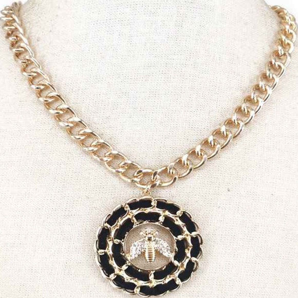 [2pcs] Queen Bee Chain necklace set - black
