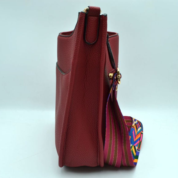 Hobo bag with fashion strap - red