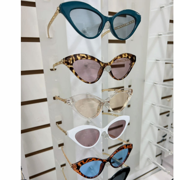 [12pcs] Cateye & chain detail sunglasses ($3.5/pc)