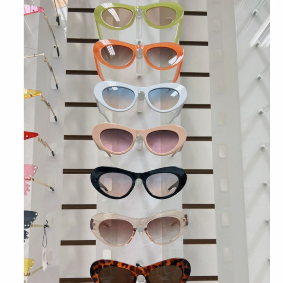 [12pcs] Cateye style frame sunglasses ($2.75/pc)