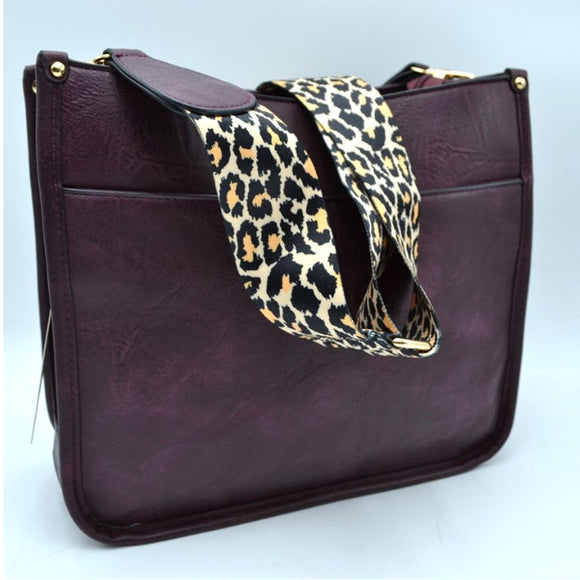 Classic shoulder bag with fashion strap - violet