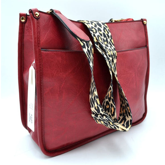 Classic shoulder bag with fashion strap - red