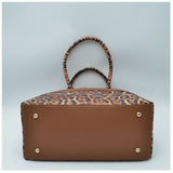 Leopard pattern detail decorated lock accent tote - brown