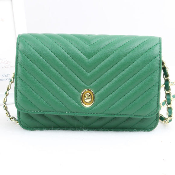 Quilted chevron chain crossbody bag - green