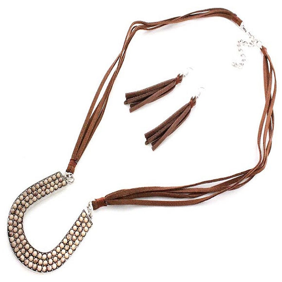 Horseshoe necklace set - natural
