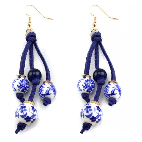 Ceramic and flower print earring - blue
