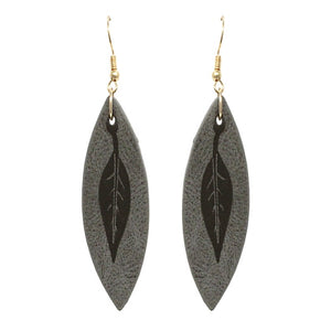 LEATHER LEAF EARRING - GRAY