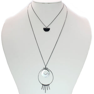 MOTHER OF PEARL PENDANT NECKLACE
