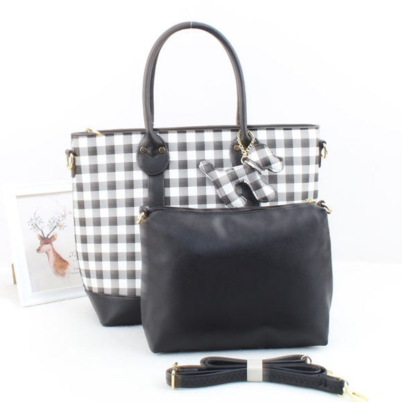 Plaid pattern tote with dog charm - black