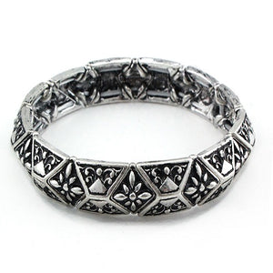 Flower engrave bracelet - silver