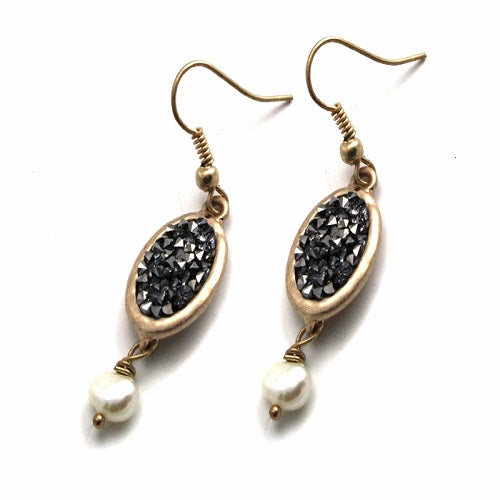 Pave oval w/ pearl earring