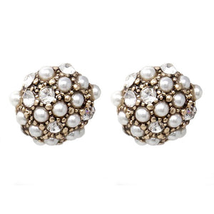 crystal studs w/ pearl earring