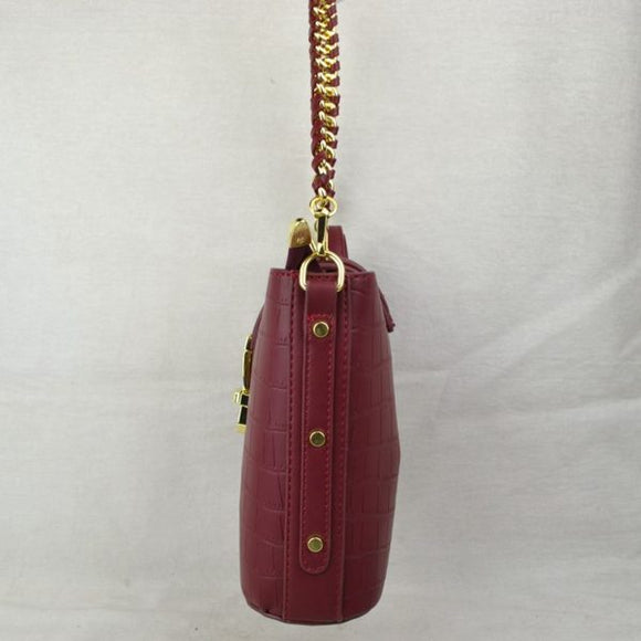 Crocodile embossed chain handle shoulder bag - red