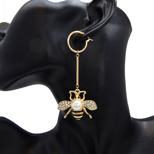Bee earring - gold